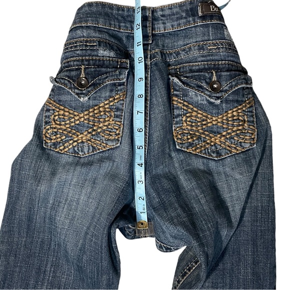 Malibu Women's Juniors Size 5 Blue Cropped Distressed Dark Stretch Denim Jeans - Picture 13 of 15